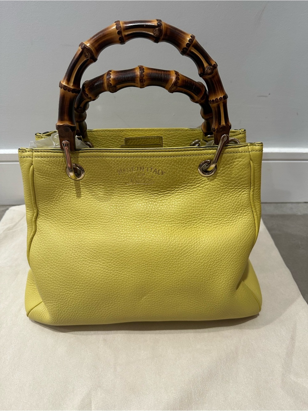 Gucci Yellow Leather Satchel Bamboo Handles Vintage w/ shoulder/cross strap - Picture 15 of 15